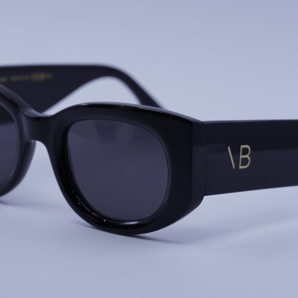 Victoria Beckham VB654S 001 Sunglasses Black Oval Frame, Grey Lenses - Picture 4 of 10